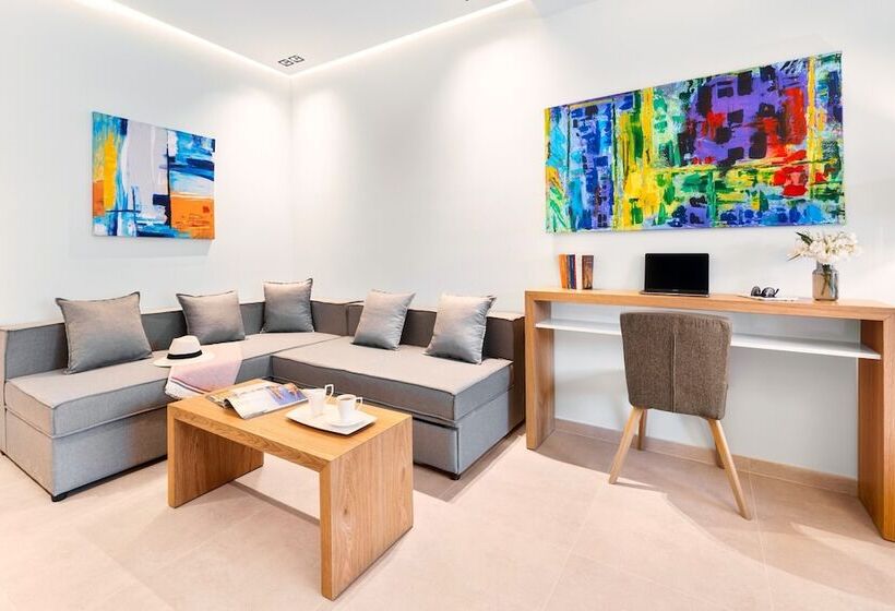 标准工作室, Chrousso Village