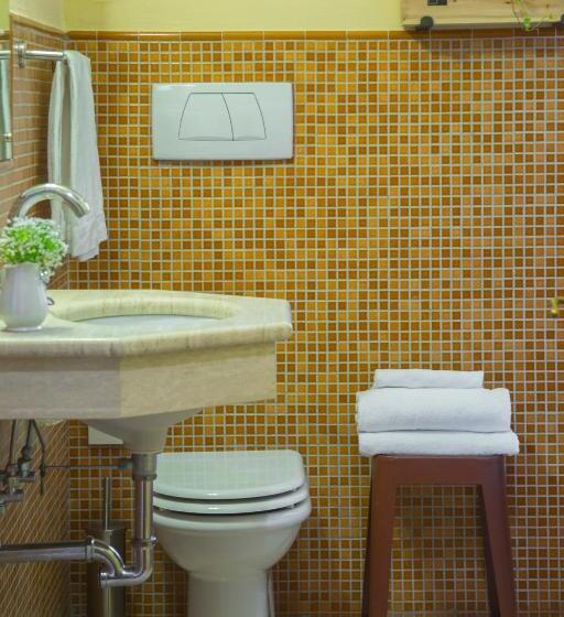 غرفة أساسية, Fattoria Di Magliano Winery