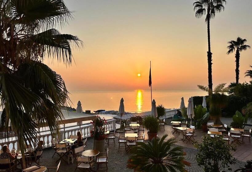 חדר סטנדרט נוף לים, Golfo E Palme