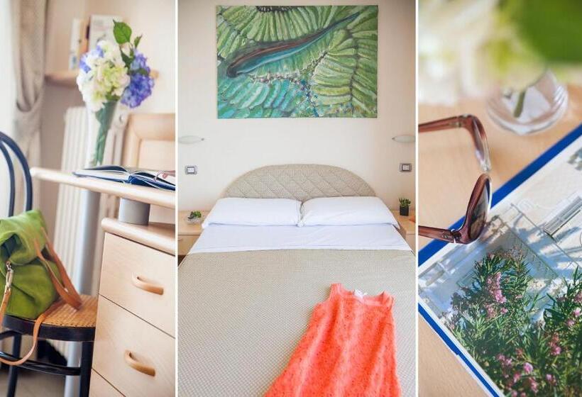 חדר משפחתי נוף להרים, Golfo E Palme