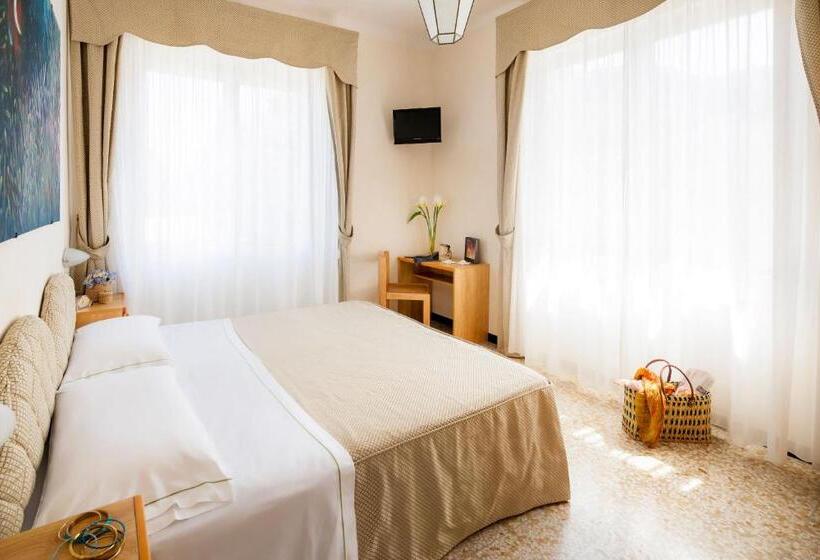 חדר דלוקס עם נוף, Golfo E Palme