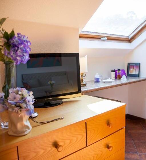 סוויטת ג'וניור נוף לים, Golfo E Palme