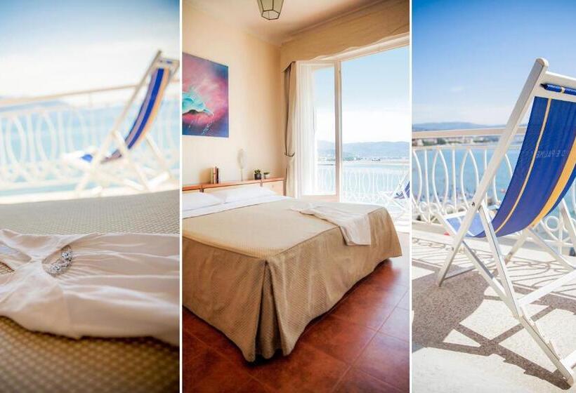 חדר דלוקס נוף לים, Golfo E Palme