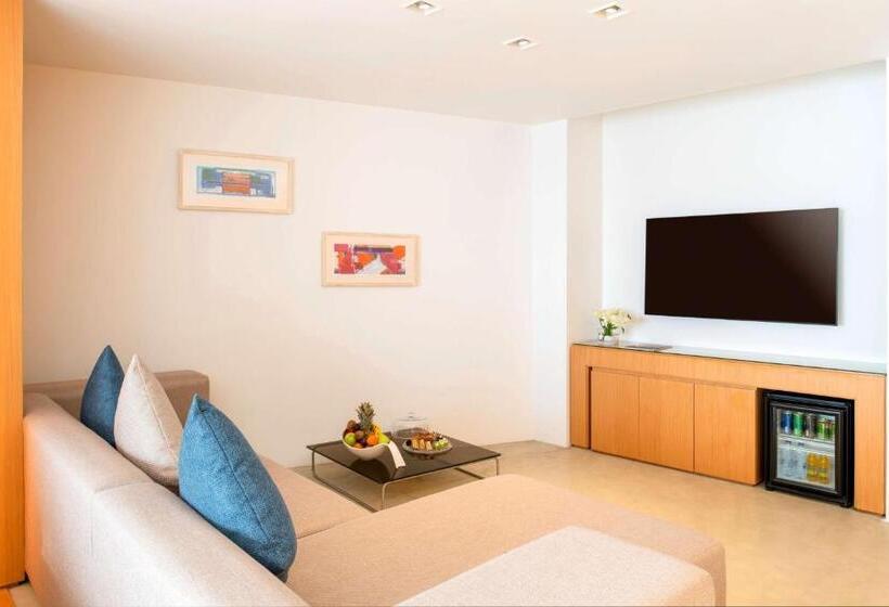 سوئیت جونیور با تخت بزرگ, Kempinski Hotel Aqaba