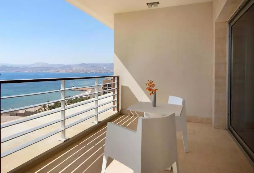 اتاق استاندارد با تخت بزرگ, Kempinski Hotel Aqaba