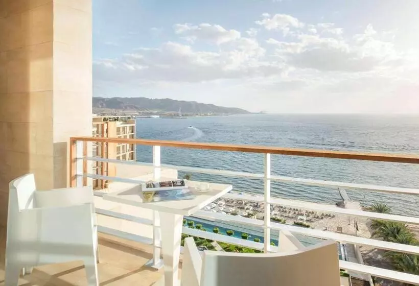 سوئیت جونیور با تخت بزرگ, Kempinski Hotel Aqaba