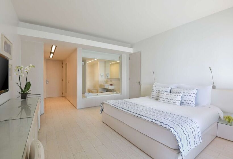 اتاق لوکس با تخت بزرگ, Kempinski Hotel Aqaba