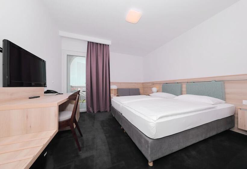 带阳台精选间, Mediteran