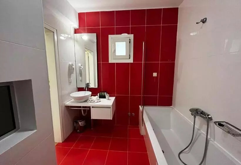 Chambre Standard Individuelle, Nefeli