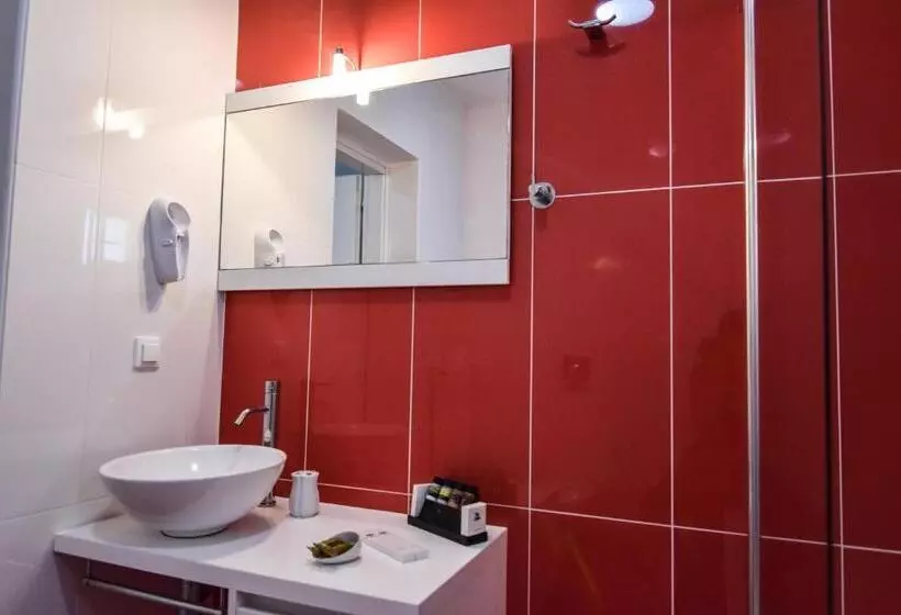 Chambre Standard, Nefeli