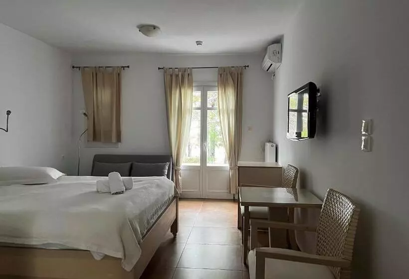 Chambre Standard, Nefeli