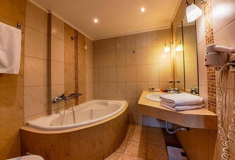 חדר סטנדרט, Nostos