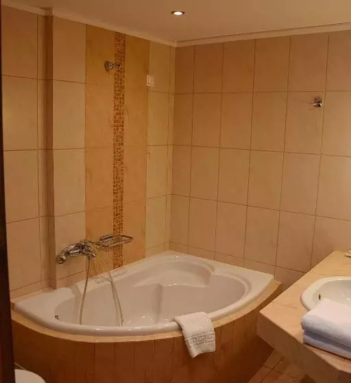 اتاق استاندارد با تخت بزرگ, Nostos