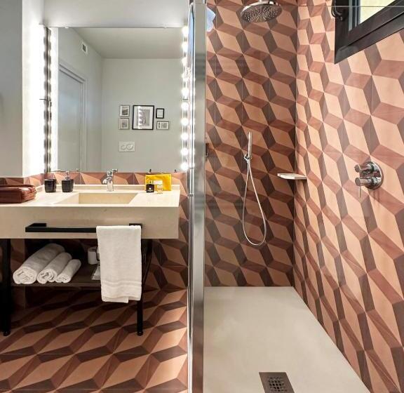 סוויטה עם מרפסת, Orientale