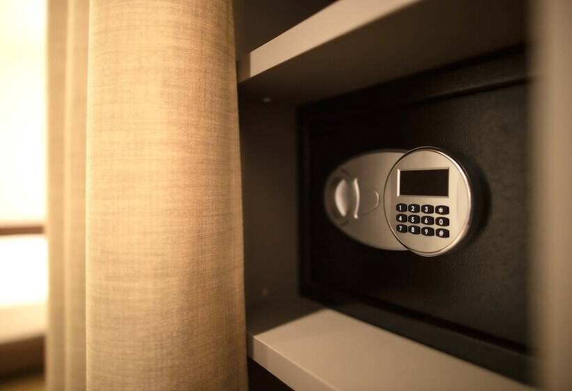 סוויטה עם ג'קוזי, Orientale