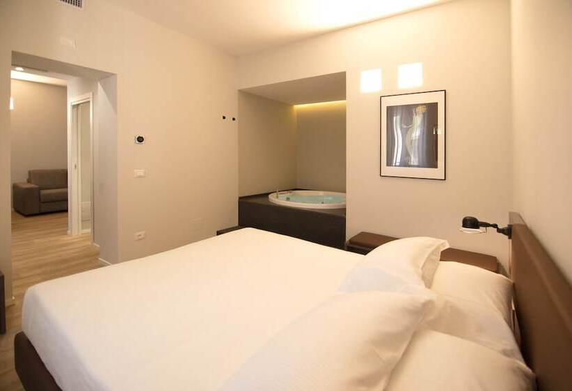 סוויטה עם ג'קוזי, Orientale