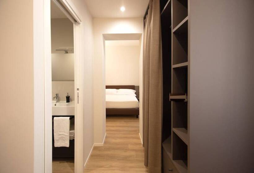 סוויטה עם ג'קוזי, Orientale