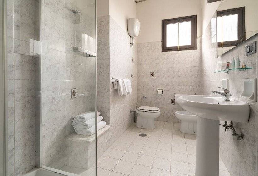 Номер Стандарт Трехместный, Palace