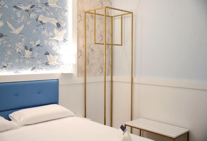 Номер Deluxe, Palace
