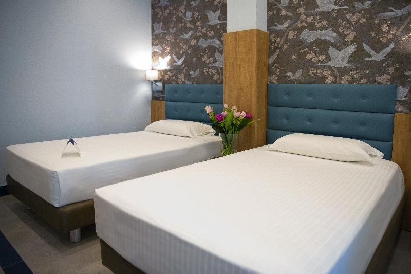 Номер Стандарт, Palace