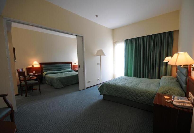 חדר סטנדרט, Paliria