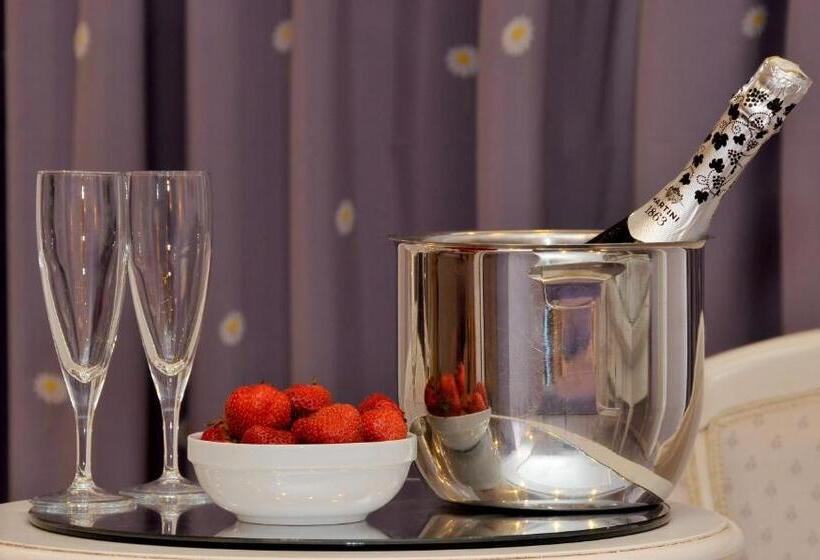 סוויטה, Paliria