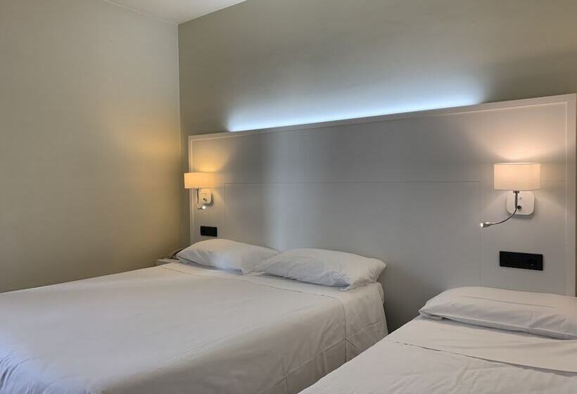 Номер Стандарт Трехместный, Parigi 2 & Spa