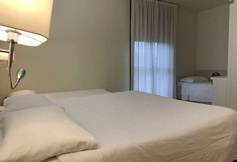 Четырехместный Номер Стандарт, Parigi 2 & Spa