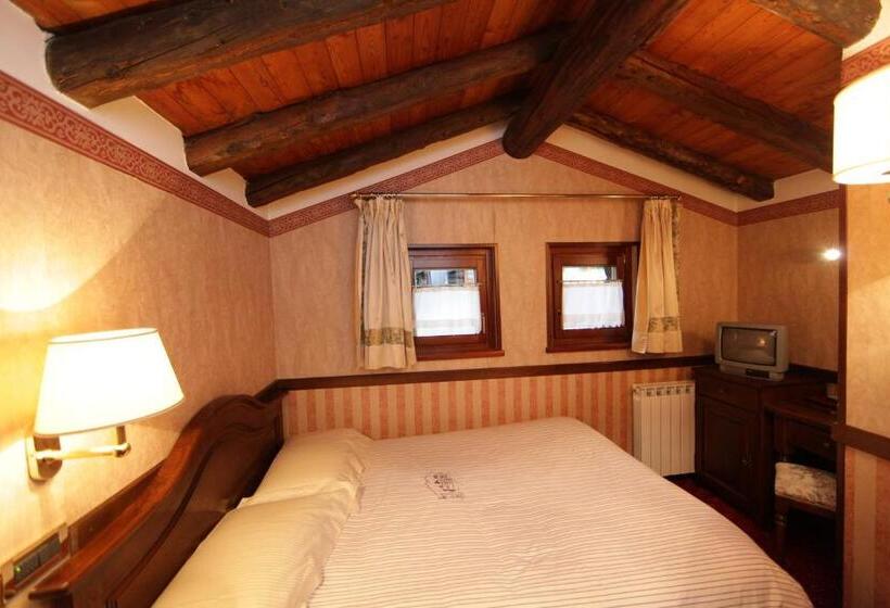 이코노미 룸, Petit Prince