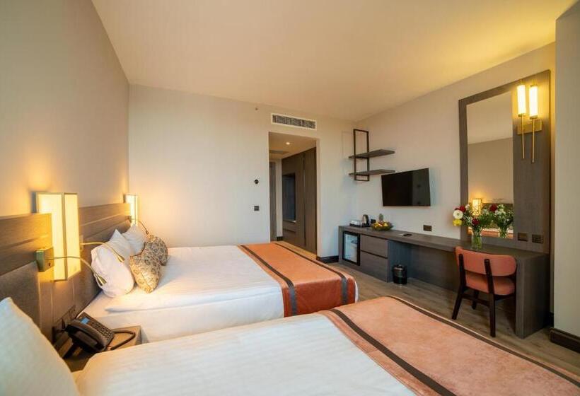 Трехместный Номер Deluxe, Pia Bella