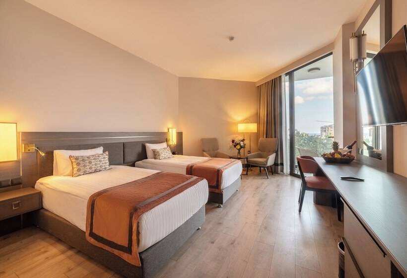 Номер Deluxe, Pia Bella