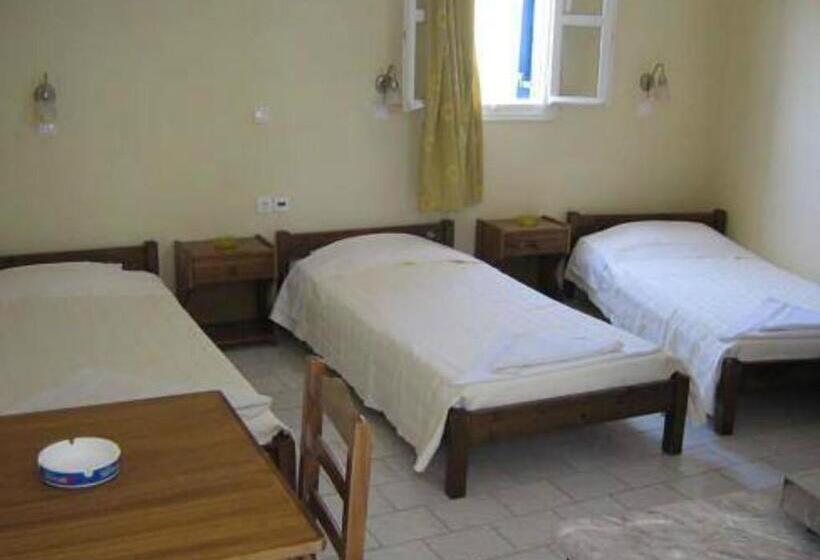 חדר סטנדרט לשלושה, Rooms To Let Katerina & John S