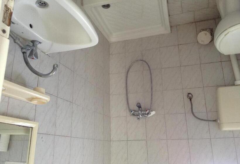 חדר סטנדרט לארבעה, Rooms To Let Katerina & John S