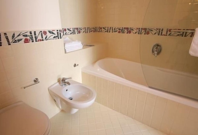 Номер Стандарт, The Secret Garden Relais