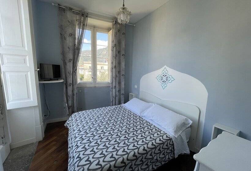 Номер Стандарт, The Secret Garden Relais