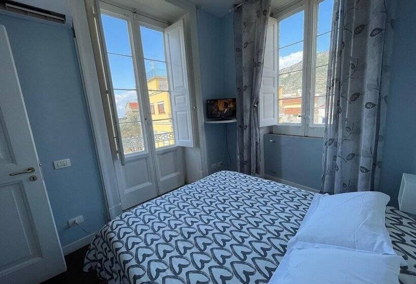 חדר סטנדרט, The Secret Garden Relais