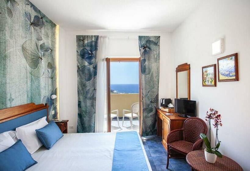 スーペリアールーム, Suvaki Resort