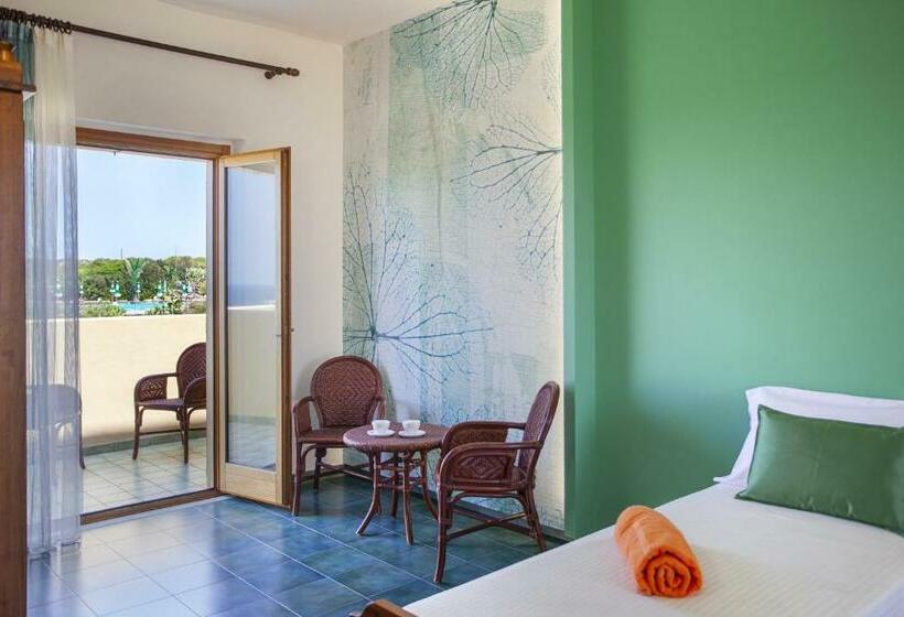 ジュニアスイート, Suvaki Resort