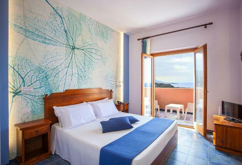 ジュニアスイート, Suvaki Resort