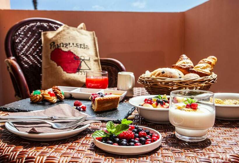 デラックスルーム, Suvaki Resort