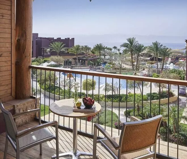 اتاق سوپریور با چشمانداز دریا, Movenpick Resort & Spa Tala Bay Aqaba