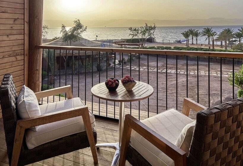 سوییت با چشمانداز دریا, Movenpick Resort & Spa Tala Bay Aqaba