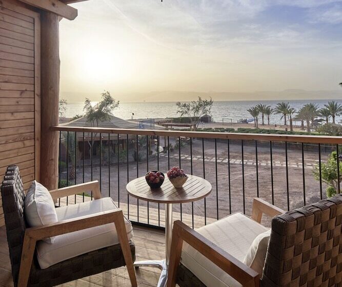 سوییت با چشمانداز دریا, Movenpick Resort & Spa Tala Bay Aqaba