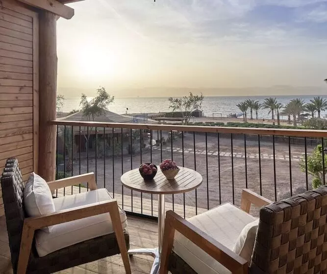 سوییت با چشمانداز دریا, Movenpick Resort & Spa Tala Bay Aqaba