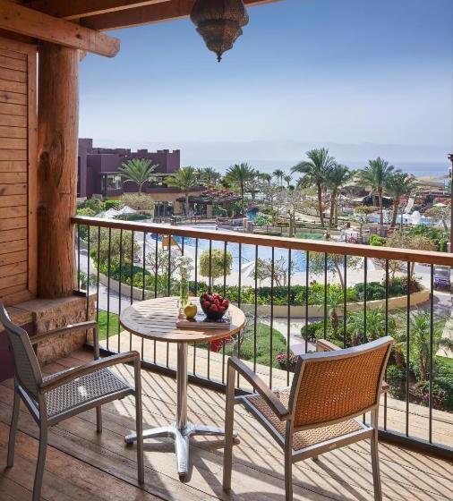 اتاق سوپریور با چشمانداز دریا, Movenpick Resort & Spa Tala Bay Aqaba
