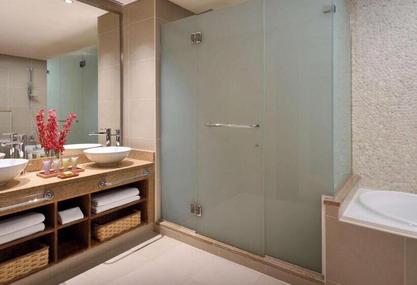 سوئیت با تخت بزرگ, Movenpick Resort & Spa Tala Bay Aqaba