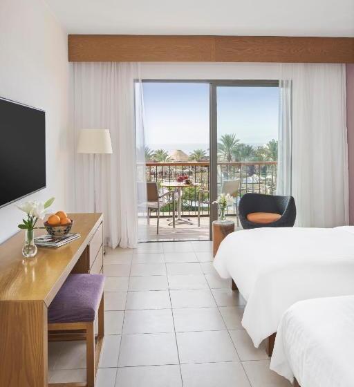 اتاق سوپریور با چشمانداز دریا, Movenpick Resort & Spa Tala Bay Aqaba