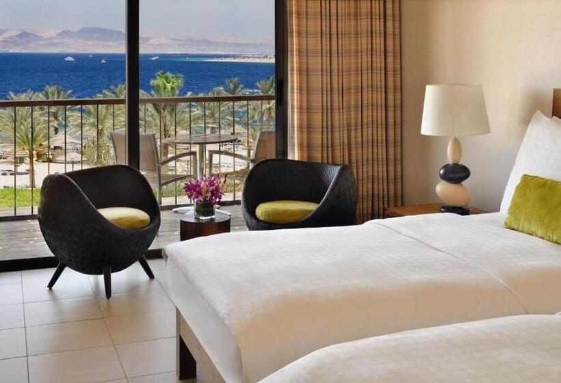 اتاق سوپریور با چشم‌انداز دریا, Movenpick Resort & Spa Tala Bay Aqaba