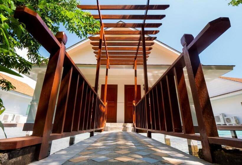 オーシャンビュースーペリアールーム, Sunlight Eco Tourism Island Resort