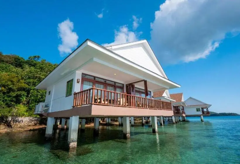 オーシャンビュースーペリアールーム, Sunlight Eco Tourism Island Resort